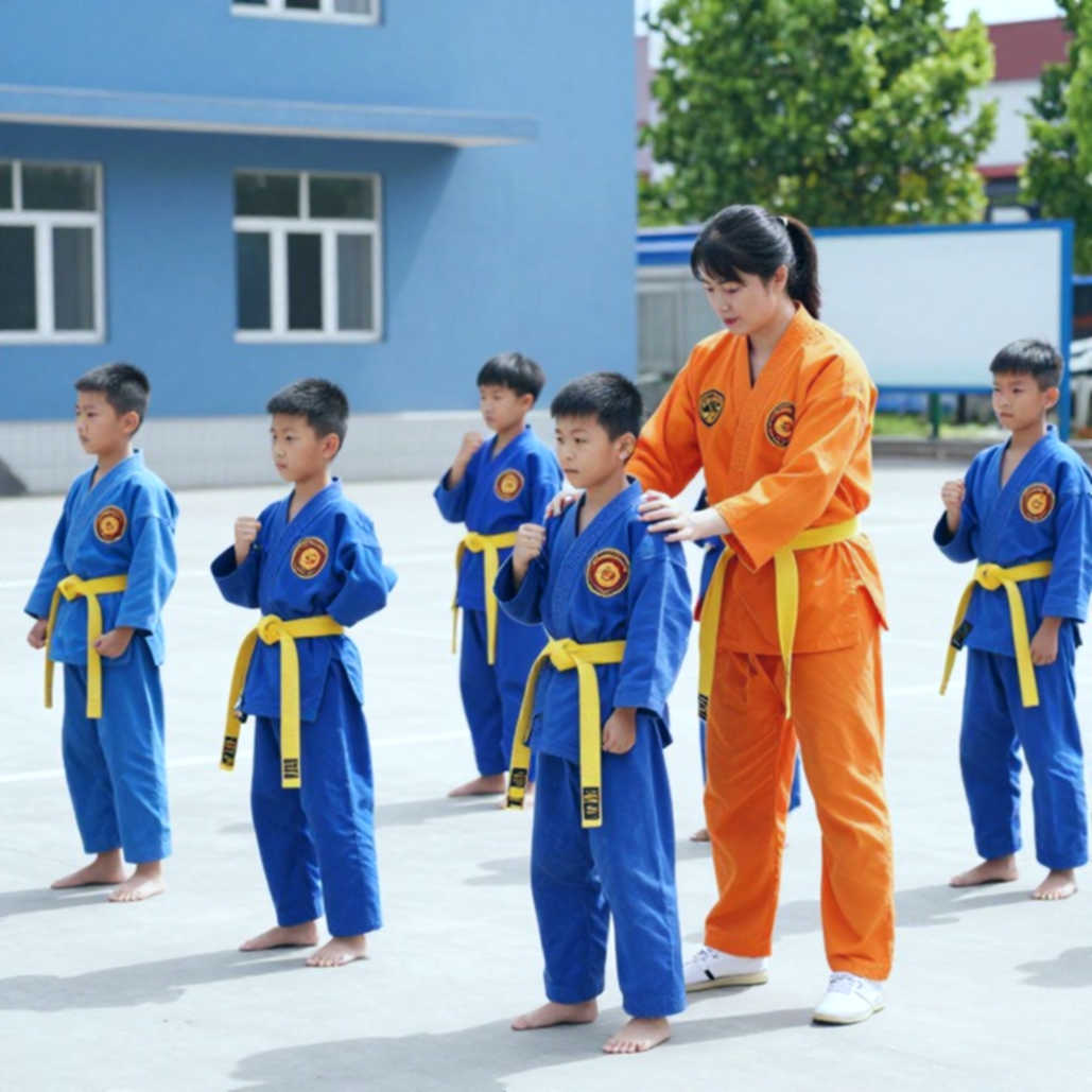 V.League giữa kỳ chuyển nhượng: quỹ lương, điều khoản giải phóng và vết sẹo nằm lại trên bản đồ V.League giữa kỳ chuyển nhượng: quỹ lương, điều khoản giải phóng và vết sẹo nằm lại trên bản đồ