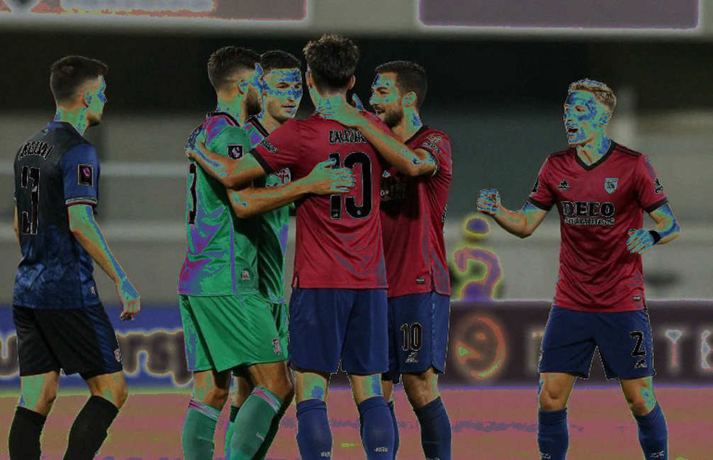 Ô dữ liệu trống và cái bẫy lấp đầy trong ngành phân tích esports Việt Nam