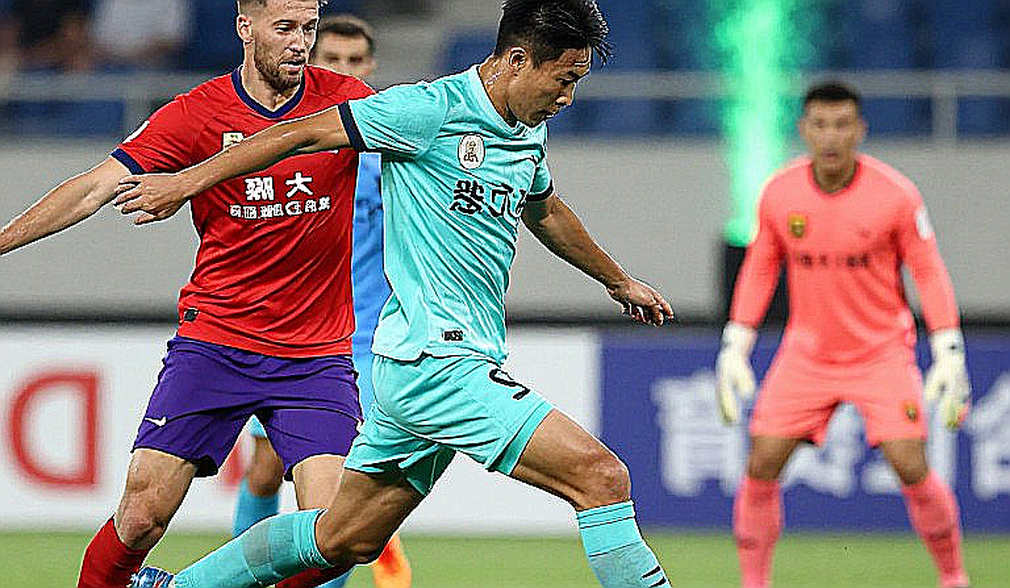 Thái Lan 0-0 Pakistan hiệp một: Khi hàng thủ mất đi tấm khiên 1,90m — và trận đấu thật nằm ở ngày 29 tháng 9 Thái Lan 0-0 Pakistan hiệp một: Khi hàng thủ mất đi tấm khiên 1,90m — và trận đấu thật nằm ở ngày 29 tháng 9