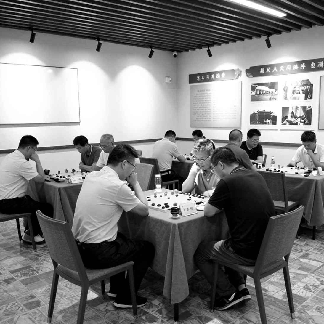 Thunderpick World Championship 2026: Bốn cú quét 2-0 và bài toán mẫu số quá nhỏ