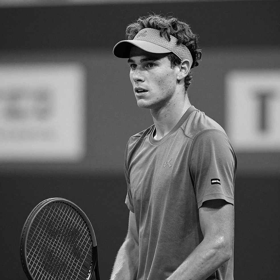 Khi cỗ máy gắn nhãn sai: Liêm chính dữ liệu và bài học từ sân tennis Khi cỗ máy gắn nhãn sai: Liêm chính dữ liệu và bài học từ sân tennis