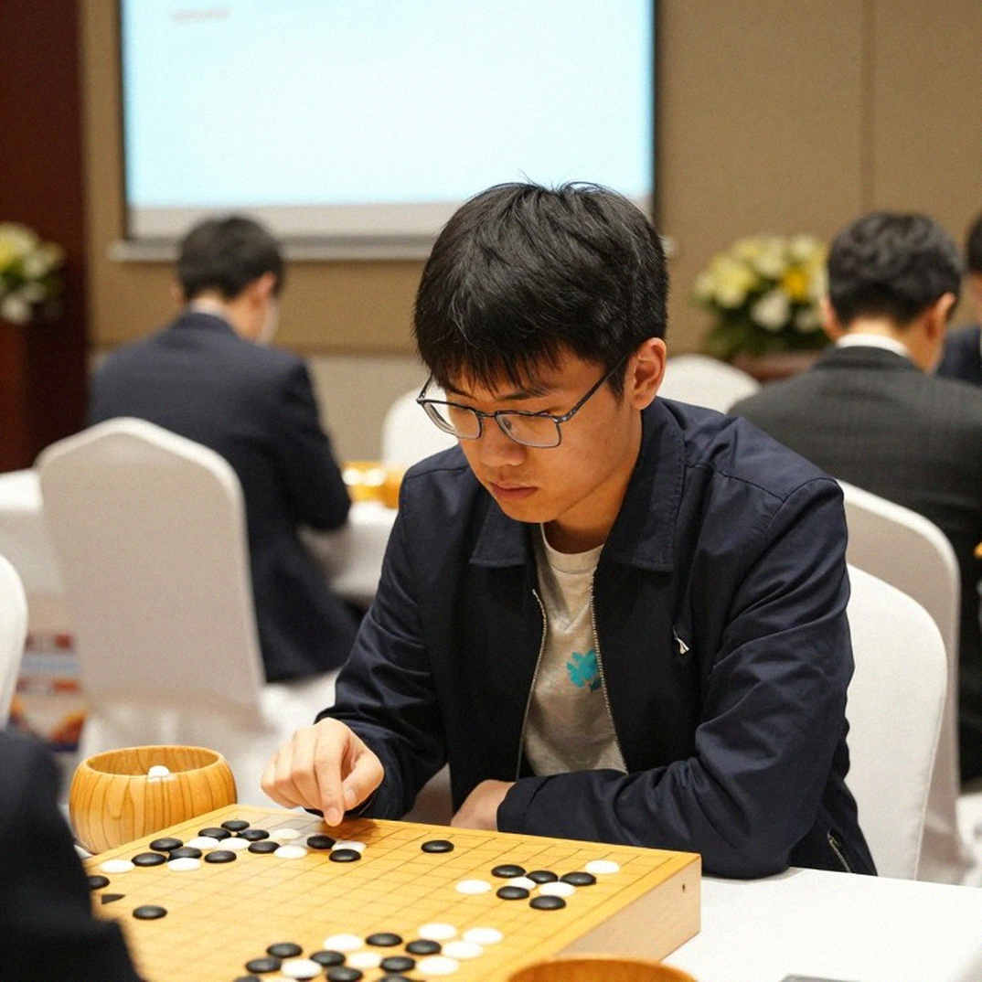 A Prodigy's Name, a Product's Heart: The Elephant Gambit and the Trap of the Opening Market A Prodigy's Name, a Product's Heart: The Elephant Gambit and the Trap of the Opening Market
