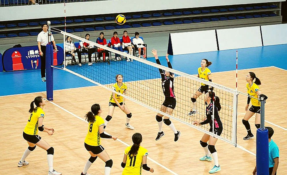 Ba mươi năm chiếc cúp MOP bóng chuyền nữ NCAA: Đường ống bãi biển và những danh hiệu mà bảng tỷ số bỏ quên