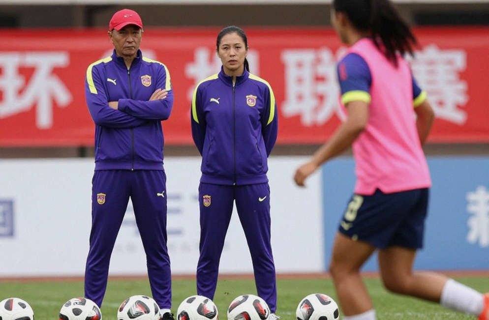 Fenerbahce và canh bạc trước giờ nghỉ: Khi Kartal ra lệnh 'tấn công' mà không có một dòng dữ liệu Fenerbahce và canh bạc trước giờ nghỉ: Khi Kartal ra lệnh 'tấn công' mà không có một dòng dữ liệu
