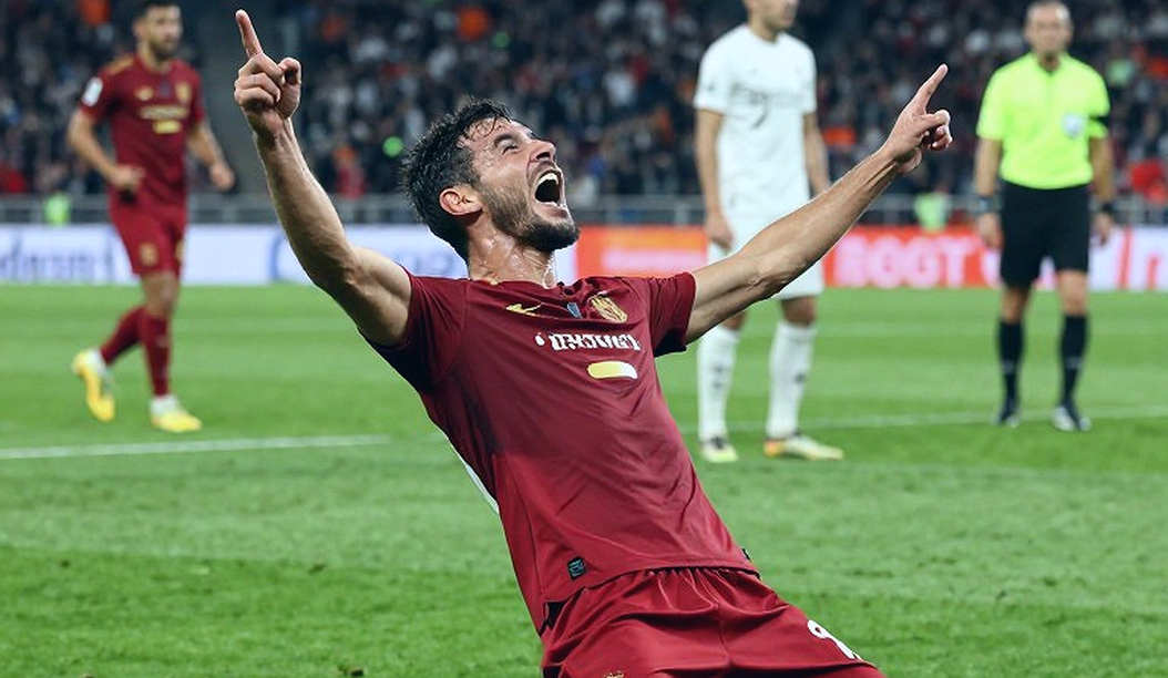 Xavi's First Week with the Netherlands: Meerdink, Pressing and the Greek Test