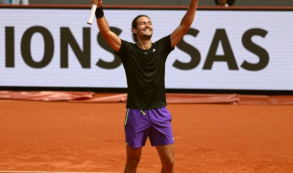 Nhịp thở của một danh hiệu không gây sốc: Leylah Fernandez và bài học từ 7-5, 6-0 tại Singapore