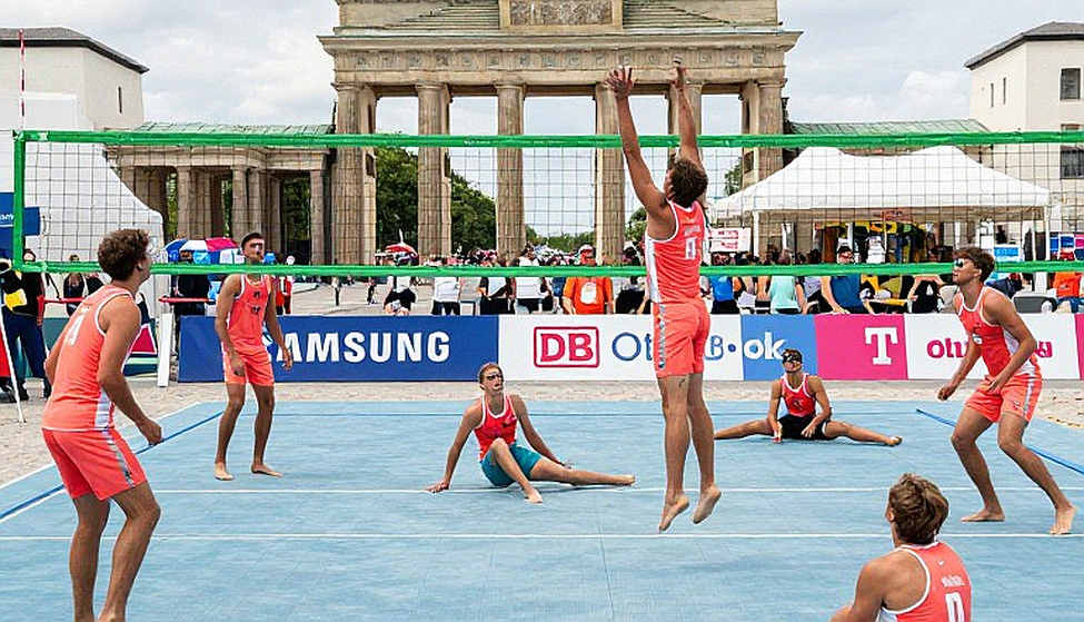 Giải thưởng MOP bóng chuyền nữ NCAA 2026-2026: Đường ống bãi biển nằm dưới lớp phù sa ba mươi năm