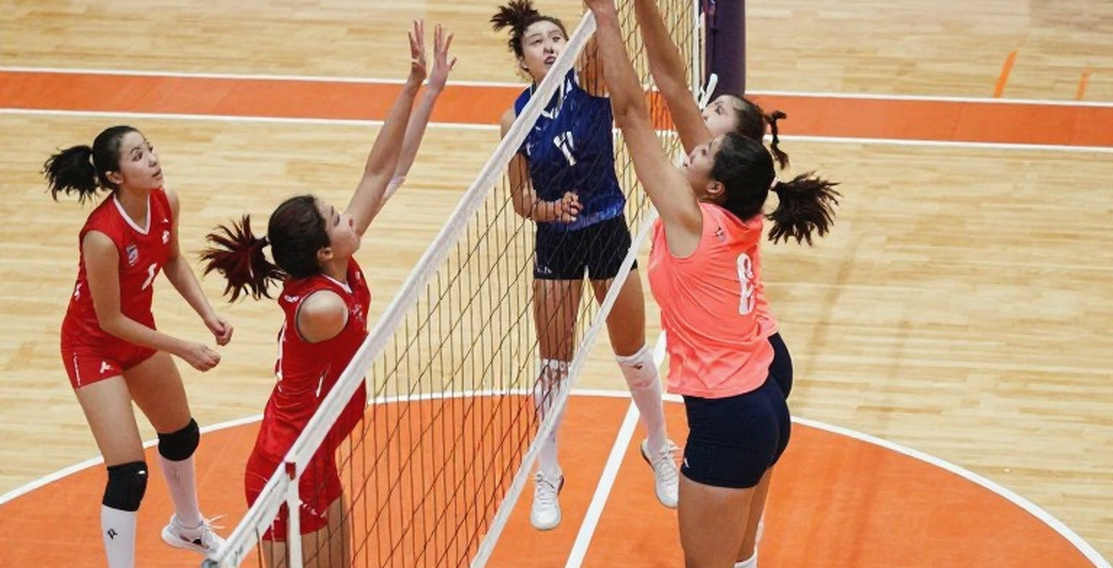 SMU hạ Pitt sau bốn set: khi chuỗi 58 trận sân nhà kết thúc bằng một set 38-36