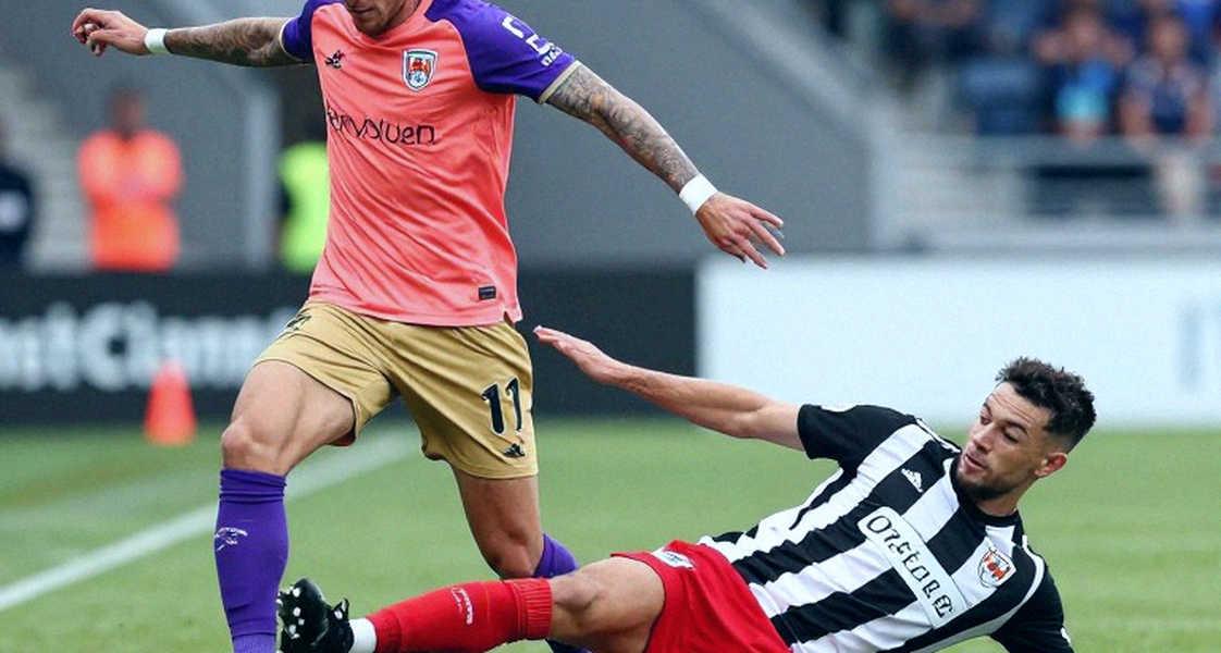 Julian Hall: 9 Goals, 5 Assists and a Flag Not Yet Chosen Julian Hall: 9 Goals, 5 Assists and a Flag Not Yet Chosen